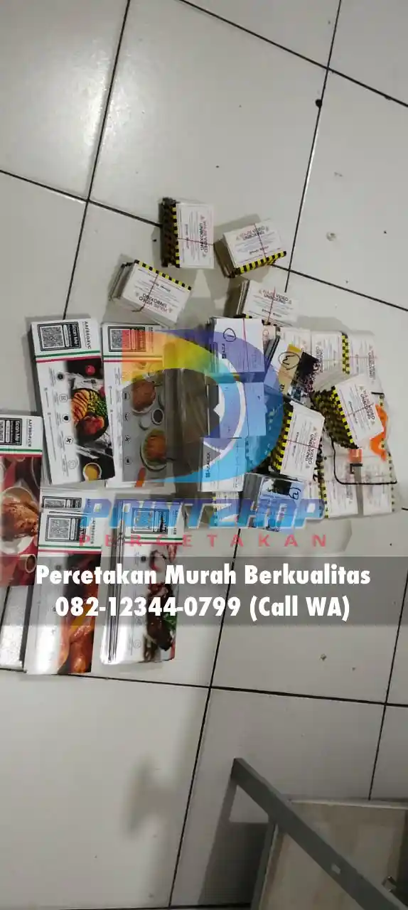 Cetak stiker vinyl anti air untuk label botol dan frozen food